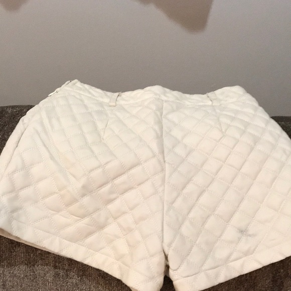 Quilted leather shorts. Size xs. White. Tobi - Picture 2 of 3